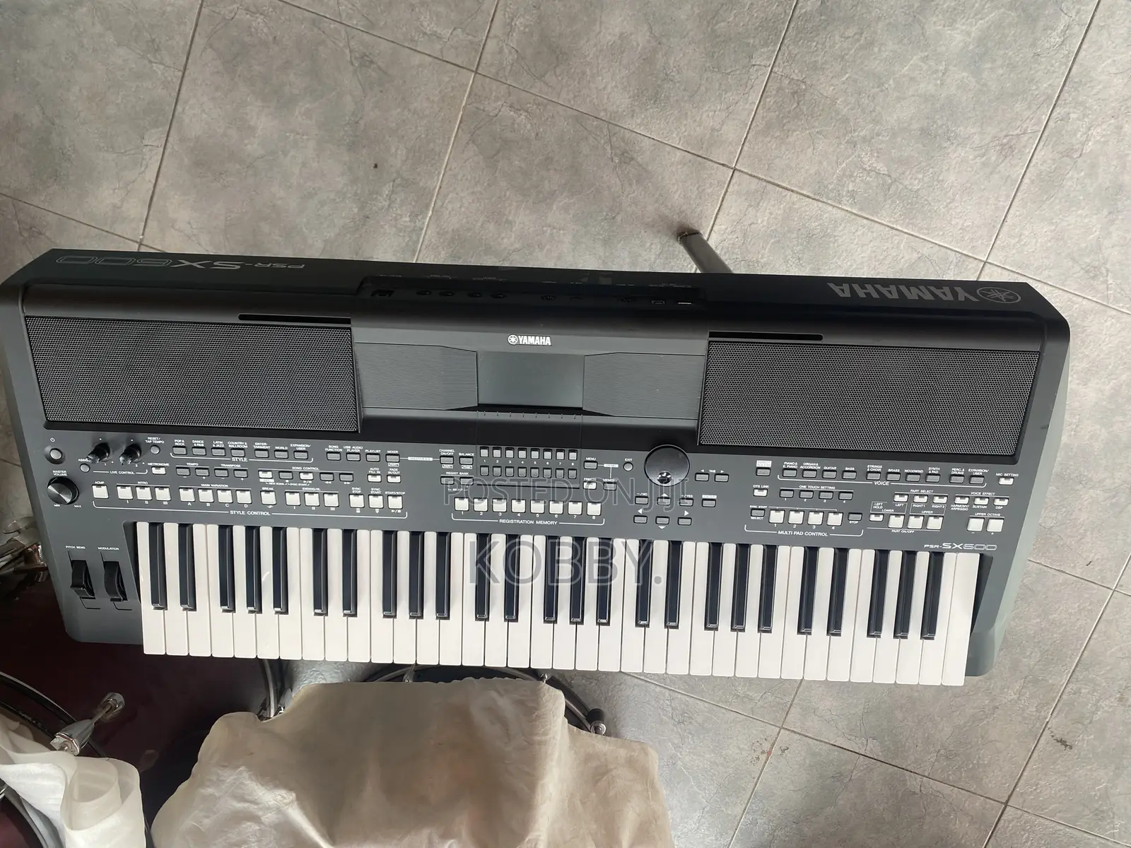 Yamaha PSR Sx600