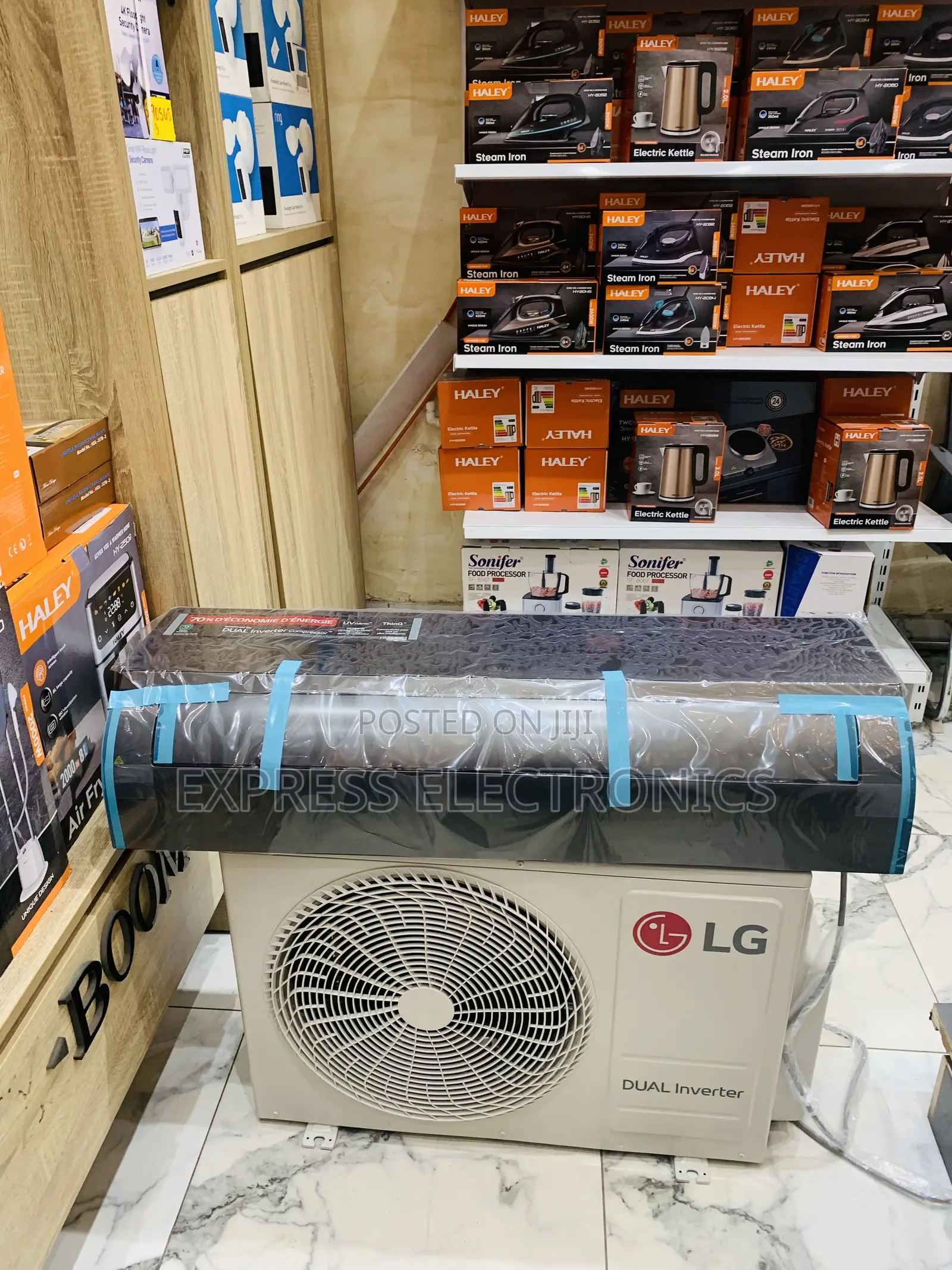 Environmental Friendly R410 Gas Split Lg Dual Inverter Art Oil 1.5hp
