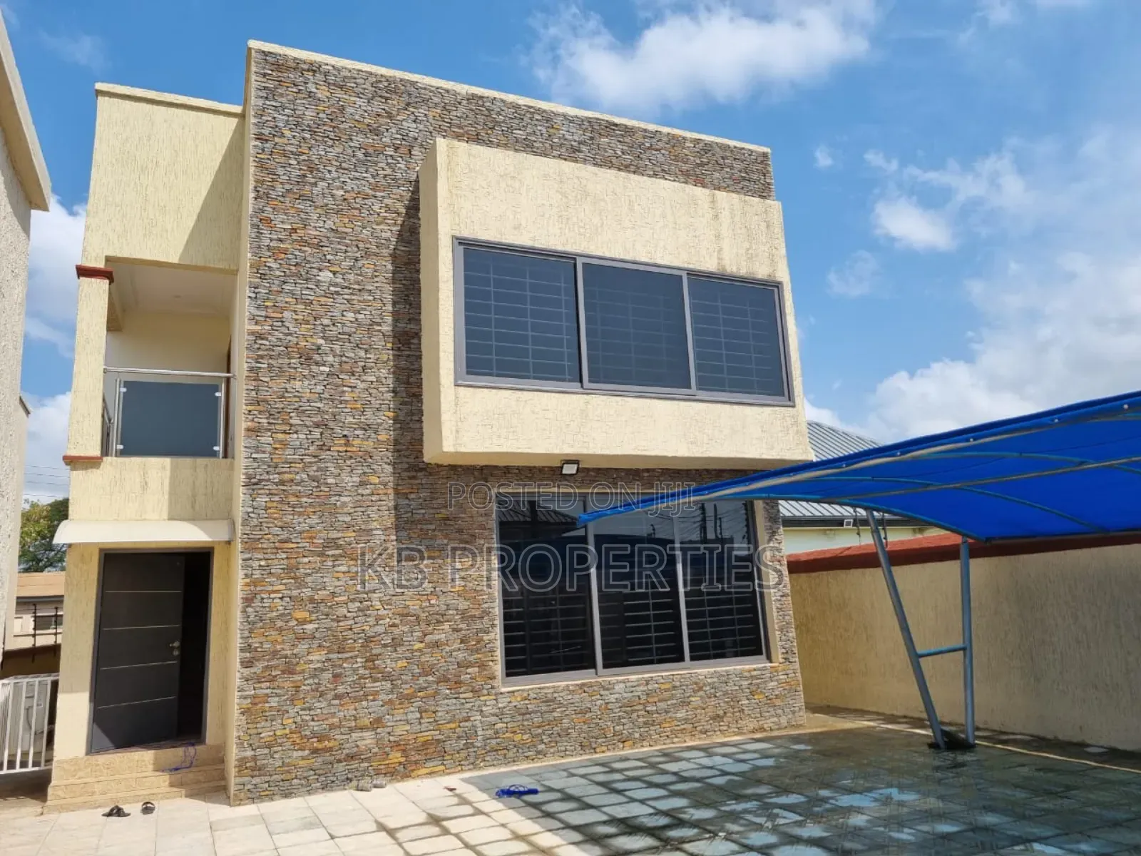 4bdrm Duplex in Kb Properties, Community 25 for rent