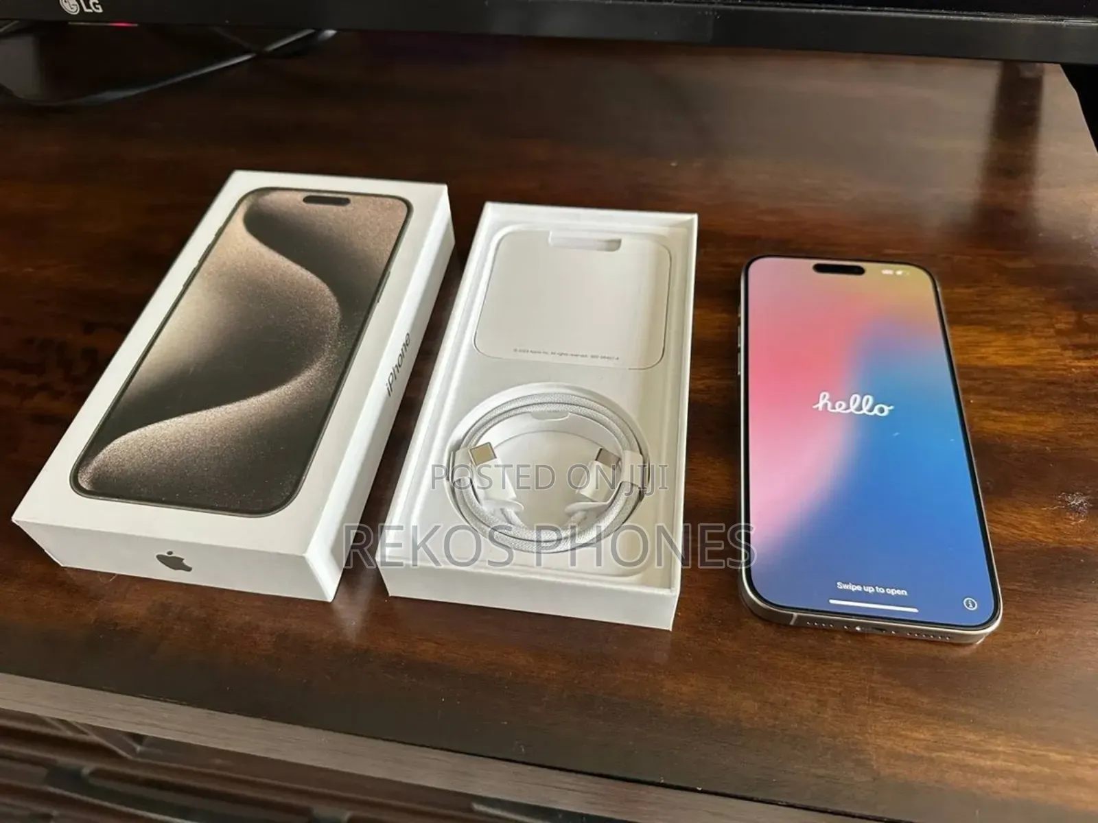 New Apple iPhone 15 Pro Max 512 GB White