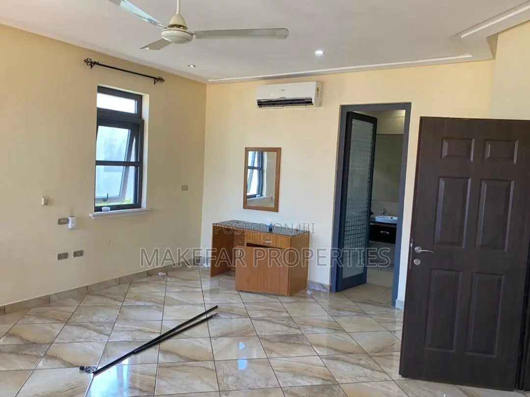 5bdrm House in Otano for rent