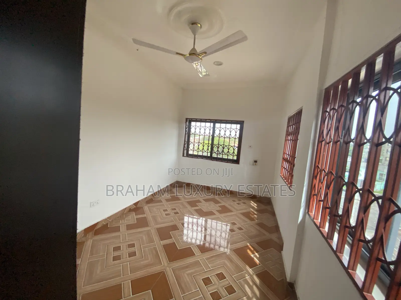 3bdrm Apartment in Braham Luxury, Nungua for rent