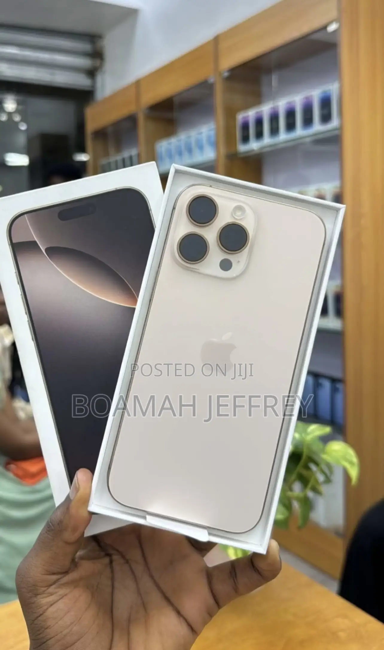 New Apple iPhone 16 Pro Max 256 GB Gold