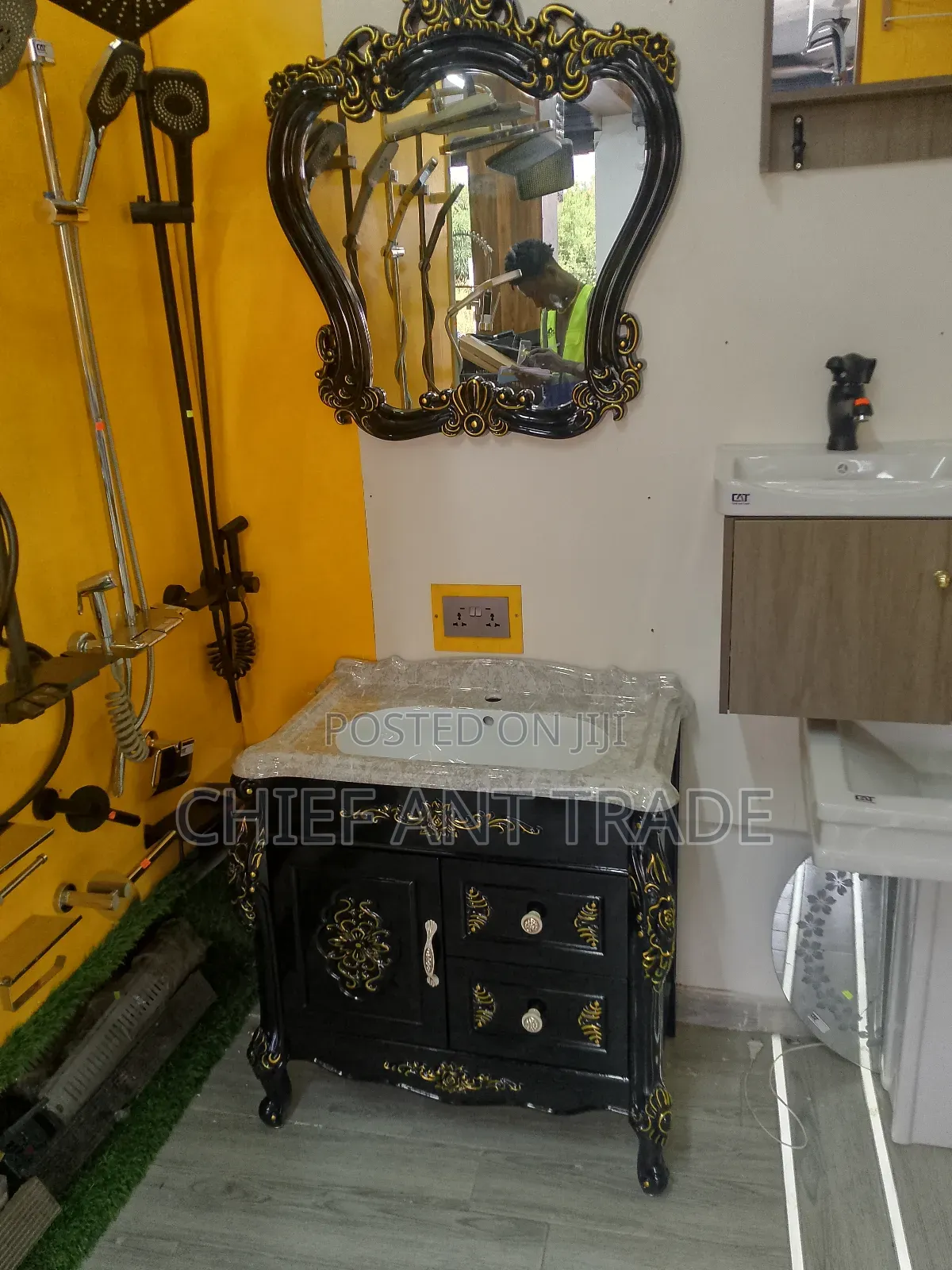 Antique Cabinet Basin 18005