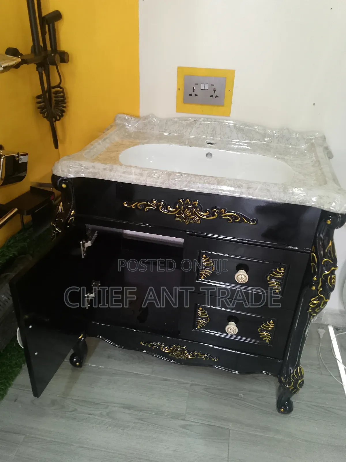 Antique Cabinet Basin 18005