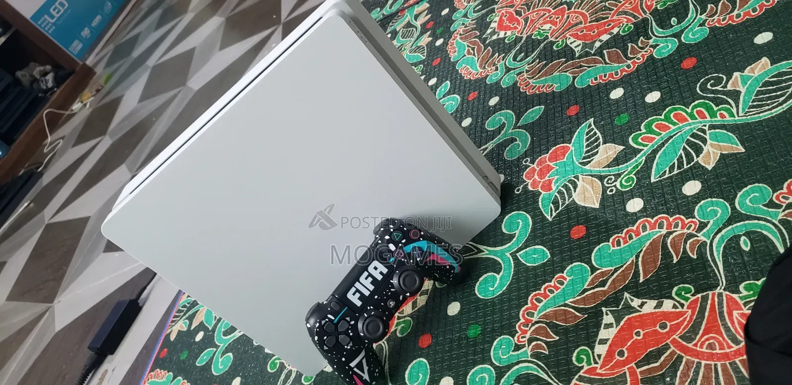 White Ps4 Slim Jailbreak