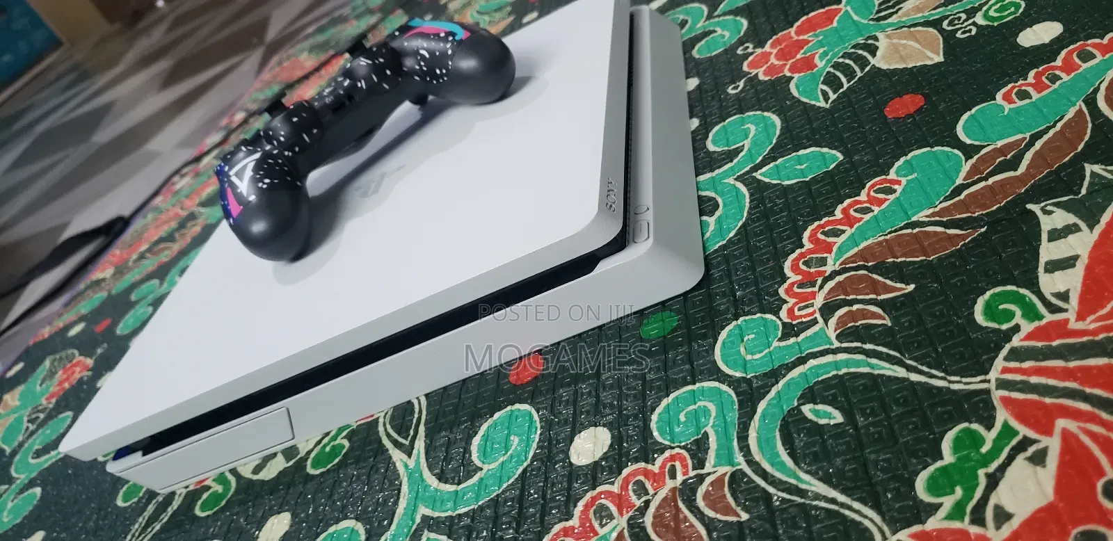 White Ps4 Slim Jailbreak
