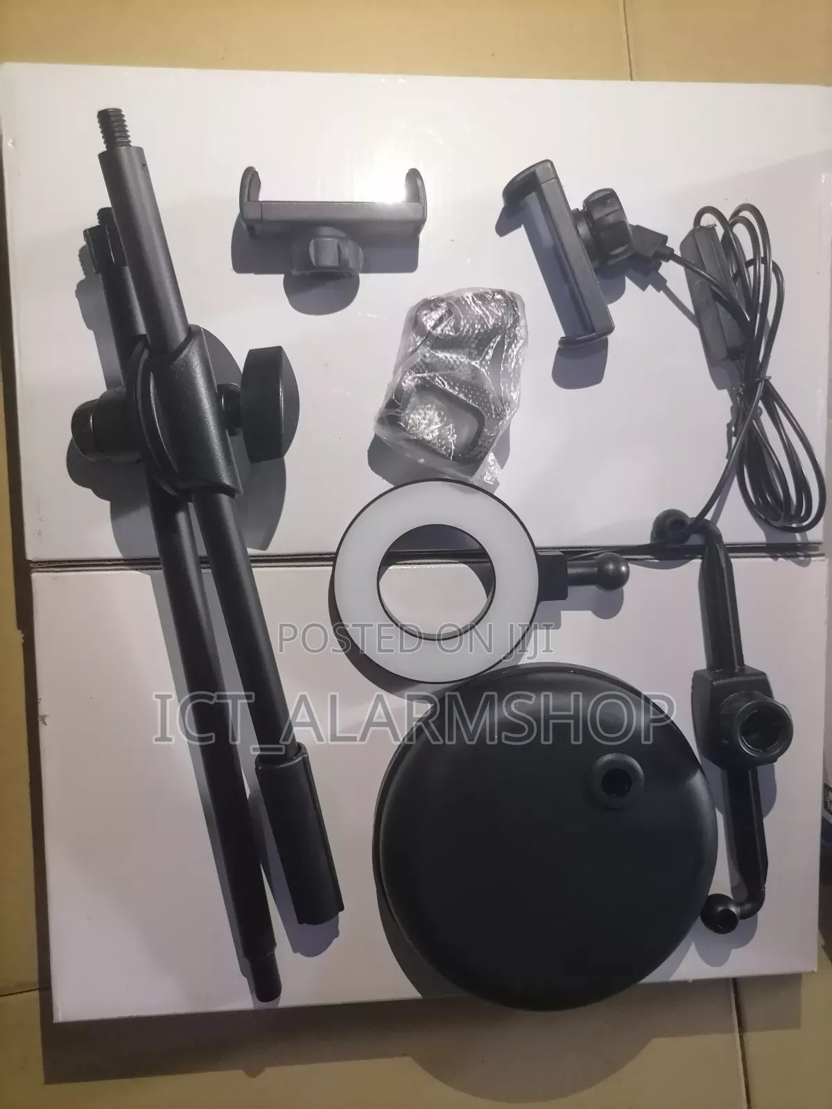 Live Video Voice Streaming Stand With Led Light