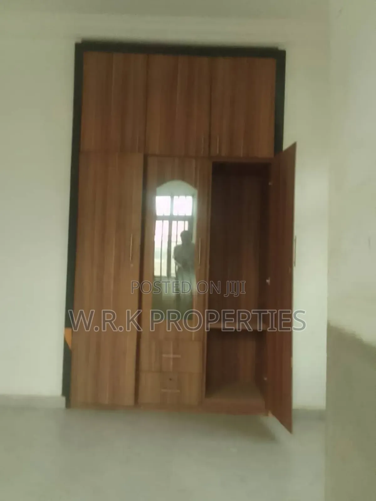 3bdrm House in Lartey Gas Dvla, New-Juaben Municipal for rent