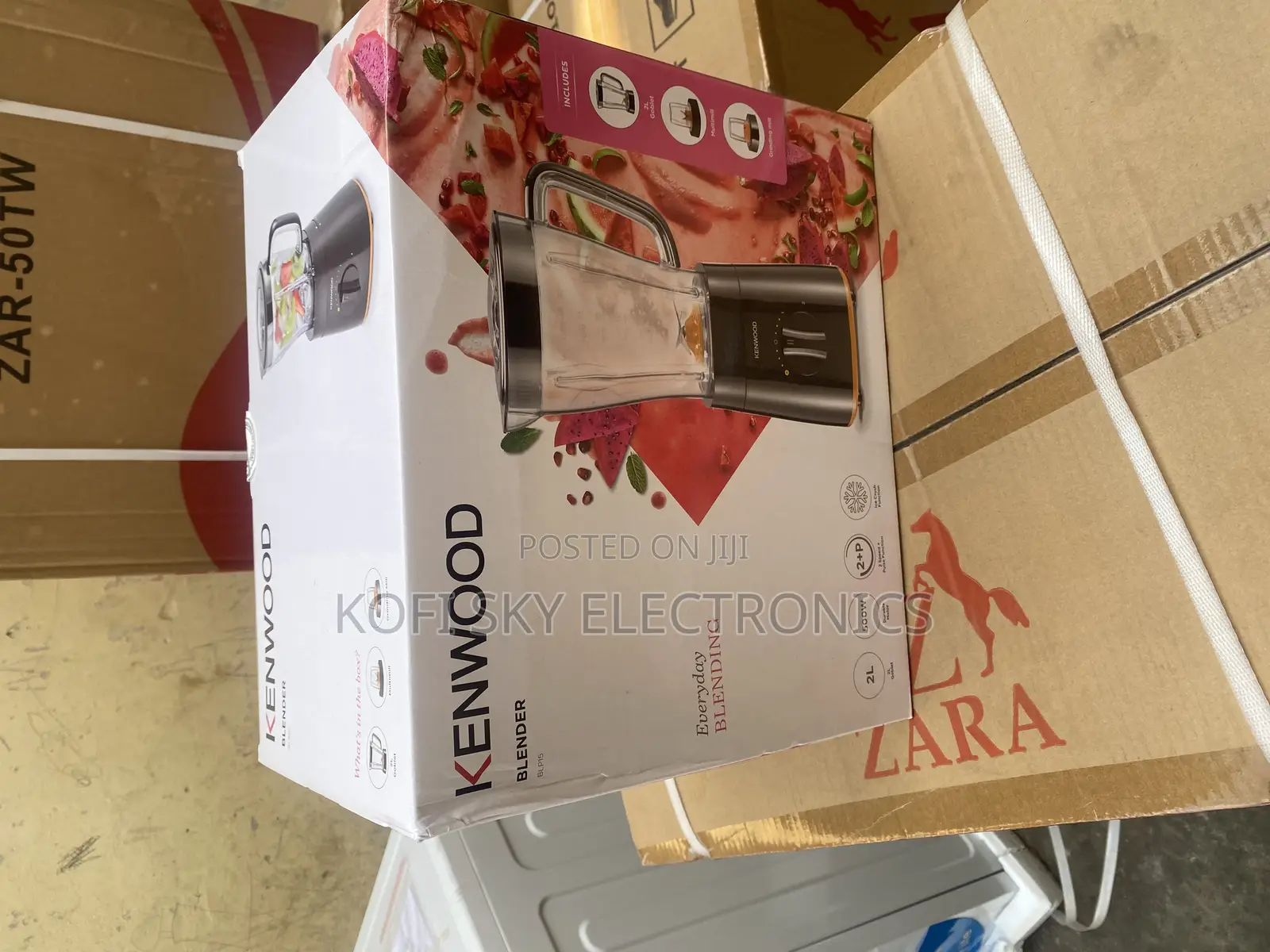 Futuristic Kenwood Blp44 Blender