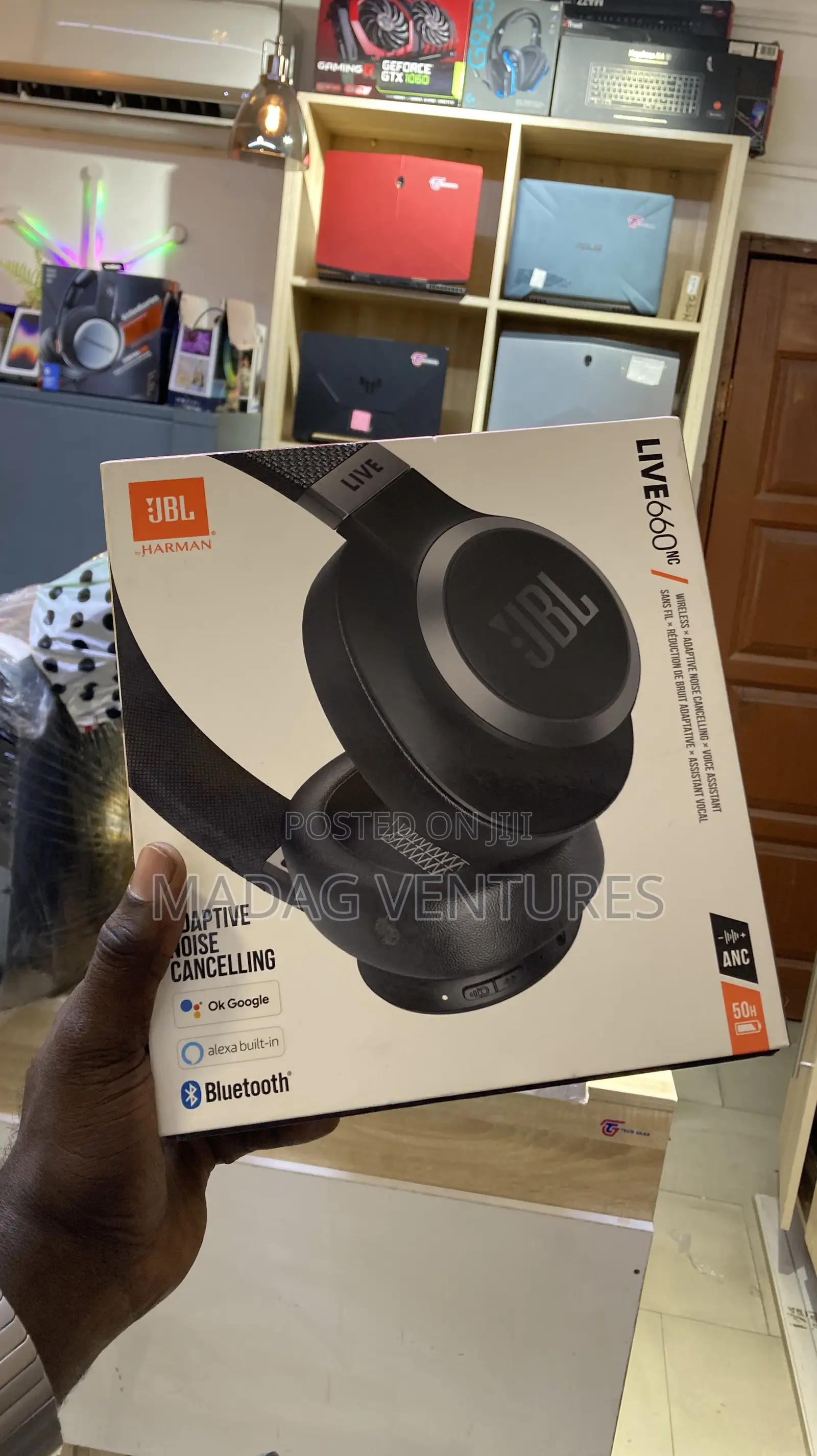 JBL Live 660nc - Wireless Over-Ear Noise Cancelling