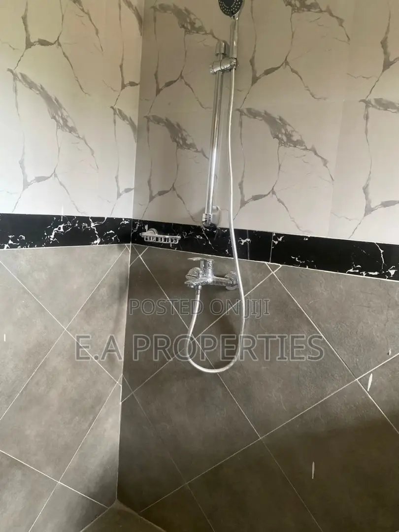 2bdrm House in E A Properties, Lake Side Estate for sale