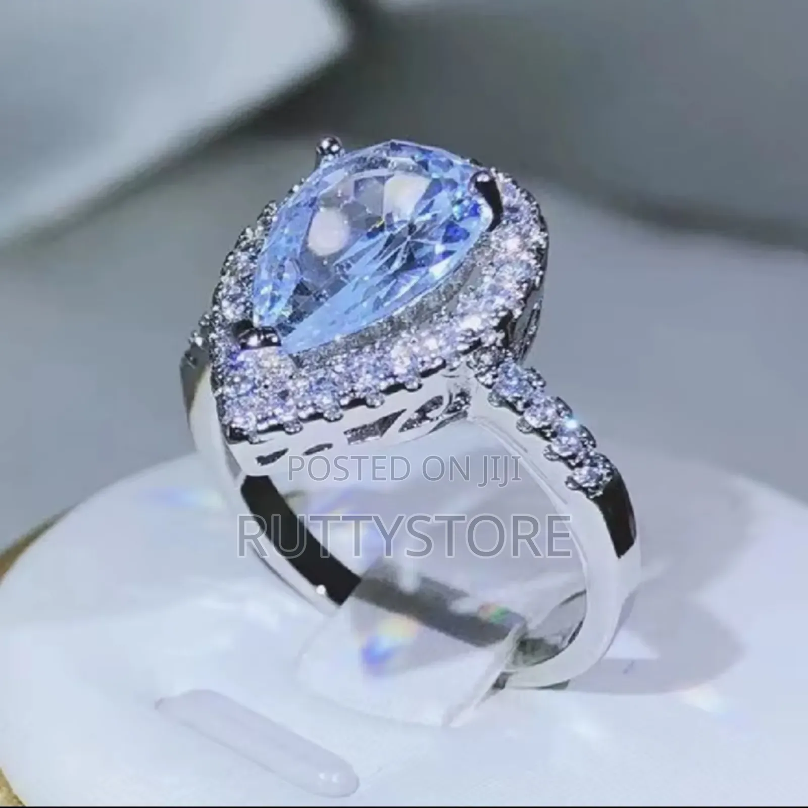 Crystal Pear-Shaped 925 Sterling Ring