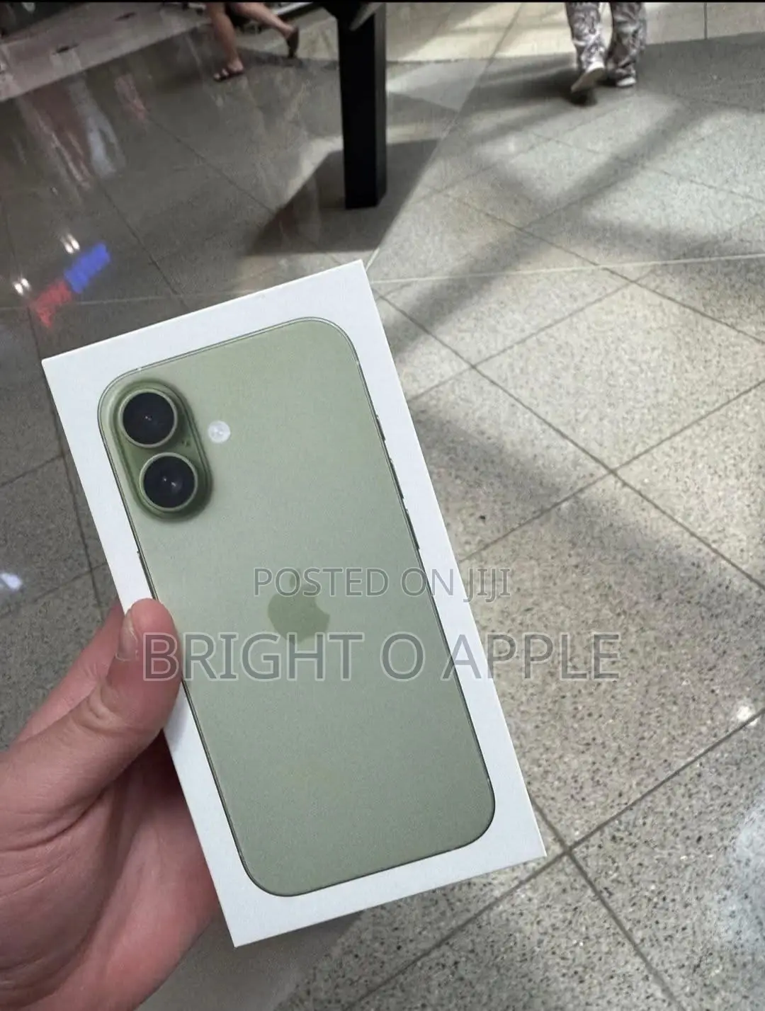 New Apple iPhone 17 256 GB Green