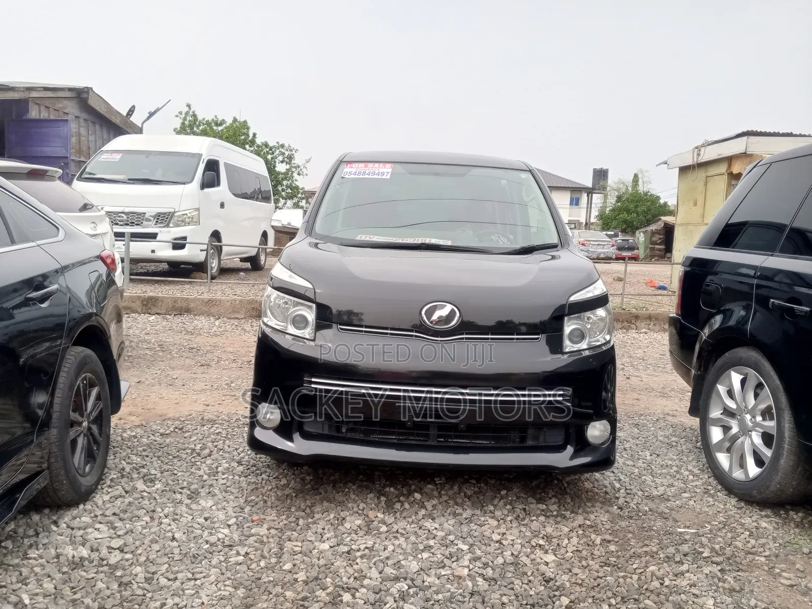 Toyota HiAce 2010 Black