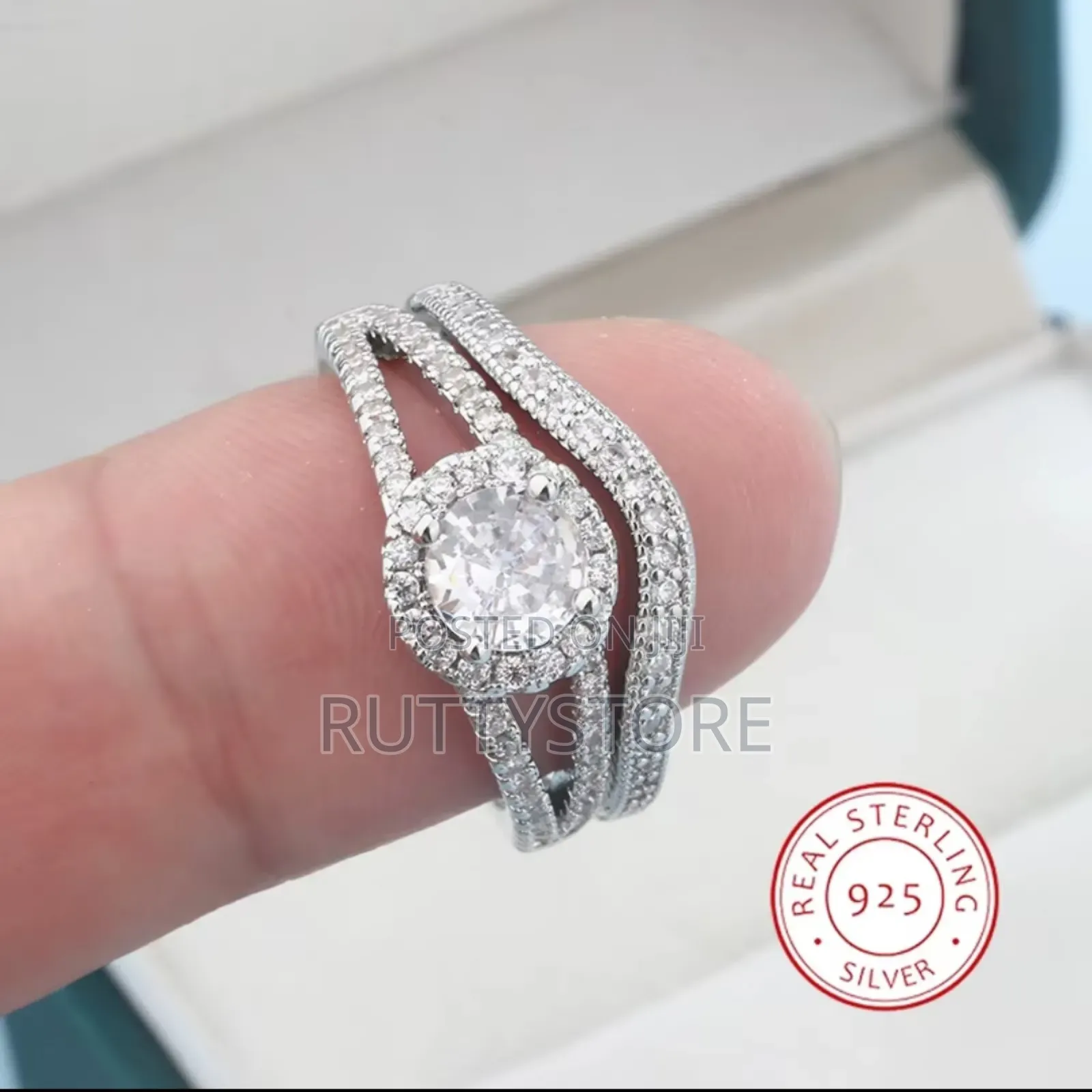 Korean Style Wedding Ring Set