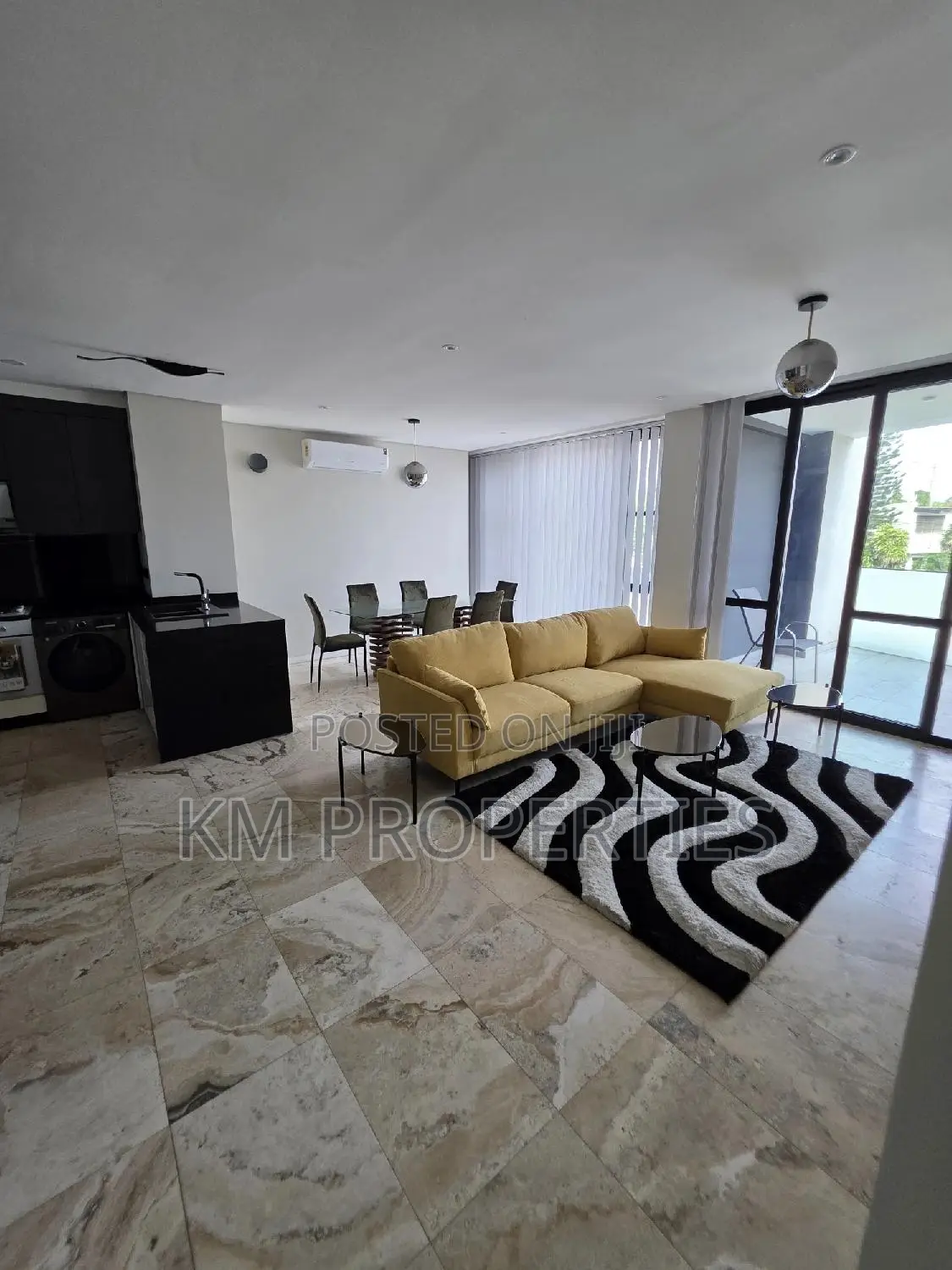 Fully-Furnished 2 Beds Airbnb in Labone