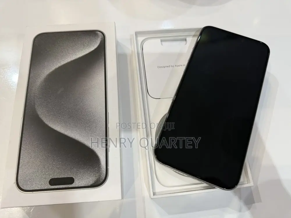 Apple iPhone 15 Pro Max 256 GB Silver