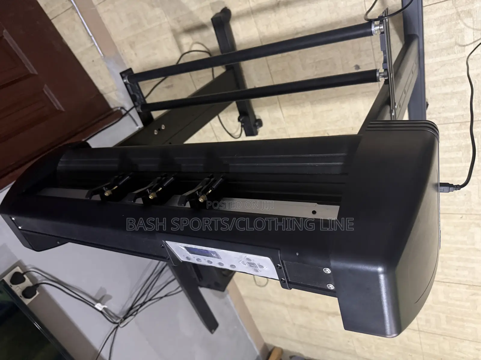 Yinghe 720 J/D Cutting Plotter