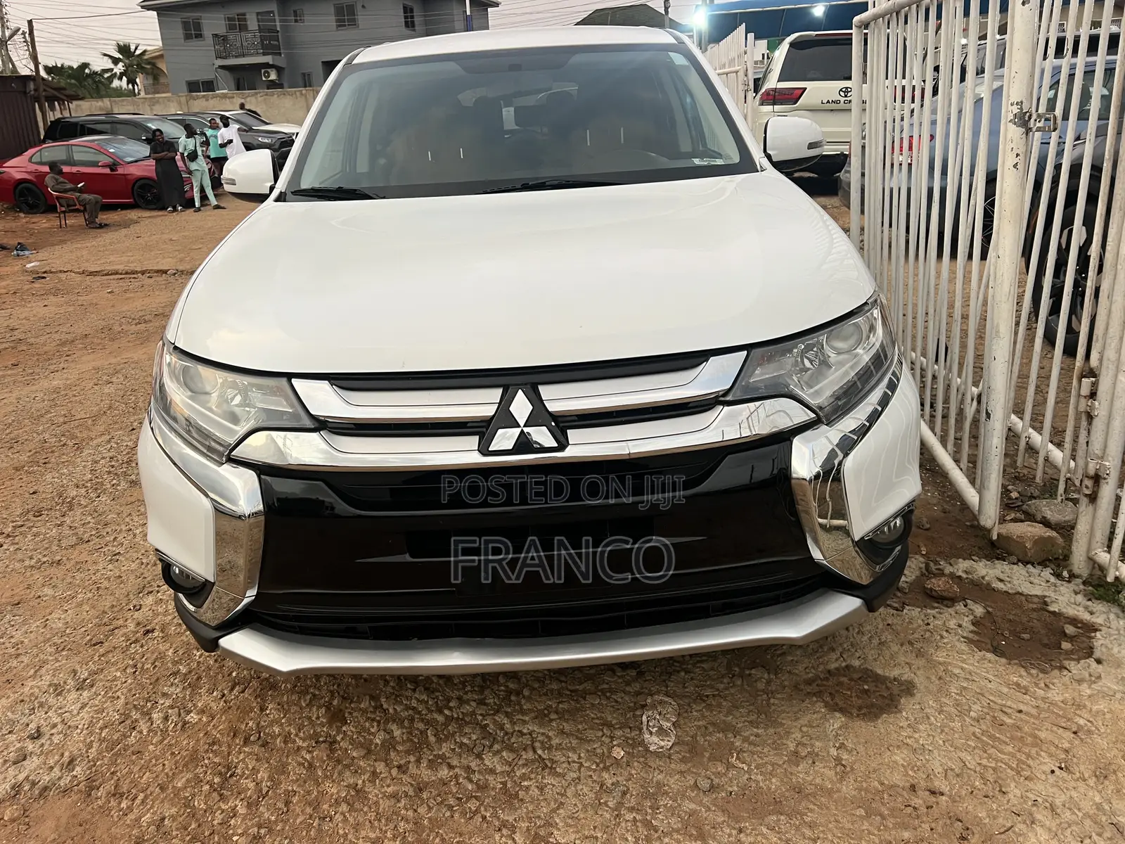 Mitsubishi Outlander SE FWD 2018 White