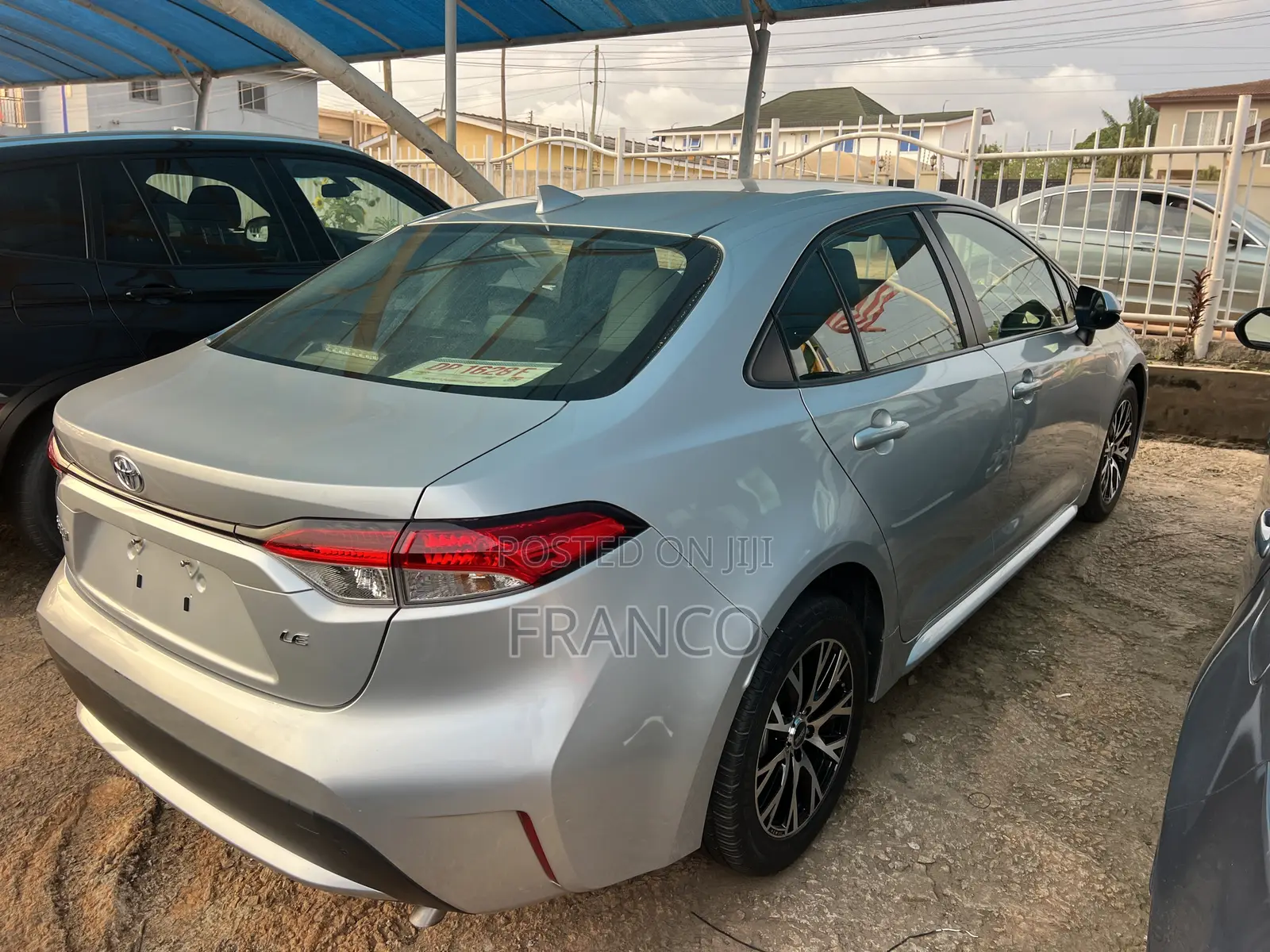 Toyota Corolla LE 2021 Silver