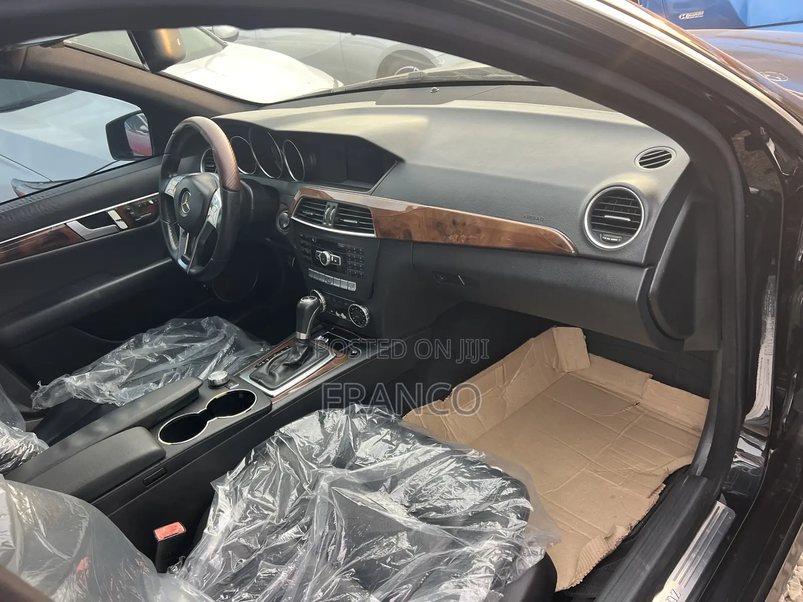Mercedes-Benz C250 2014 Black