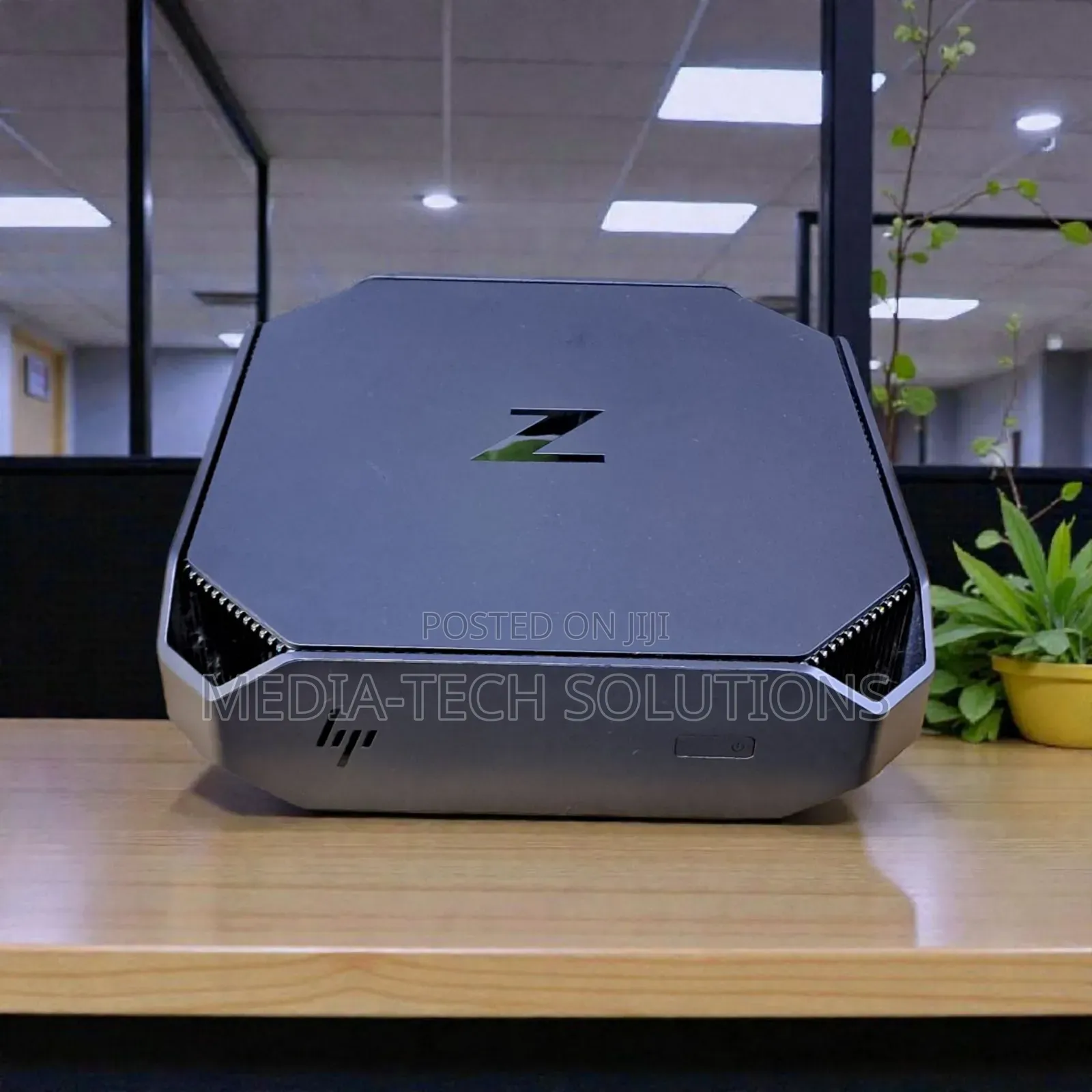 Desktop Computer HP Z2 G4 Mini 16GB Intel Core i7 SSD 2T