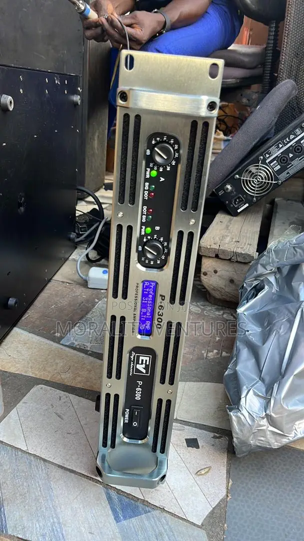 Electro-Voice (Ev) P-6300 Amplifier