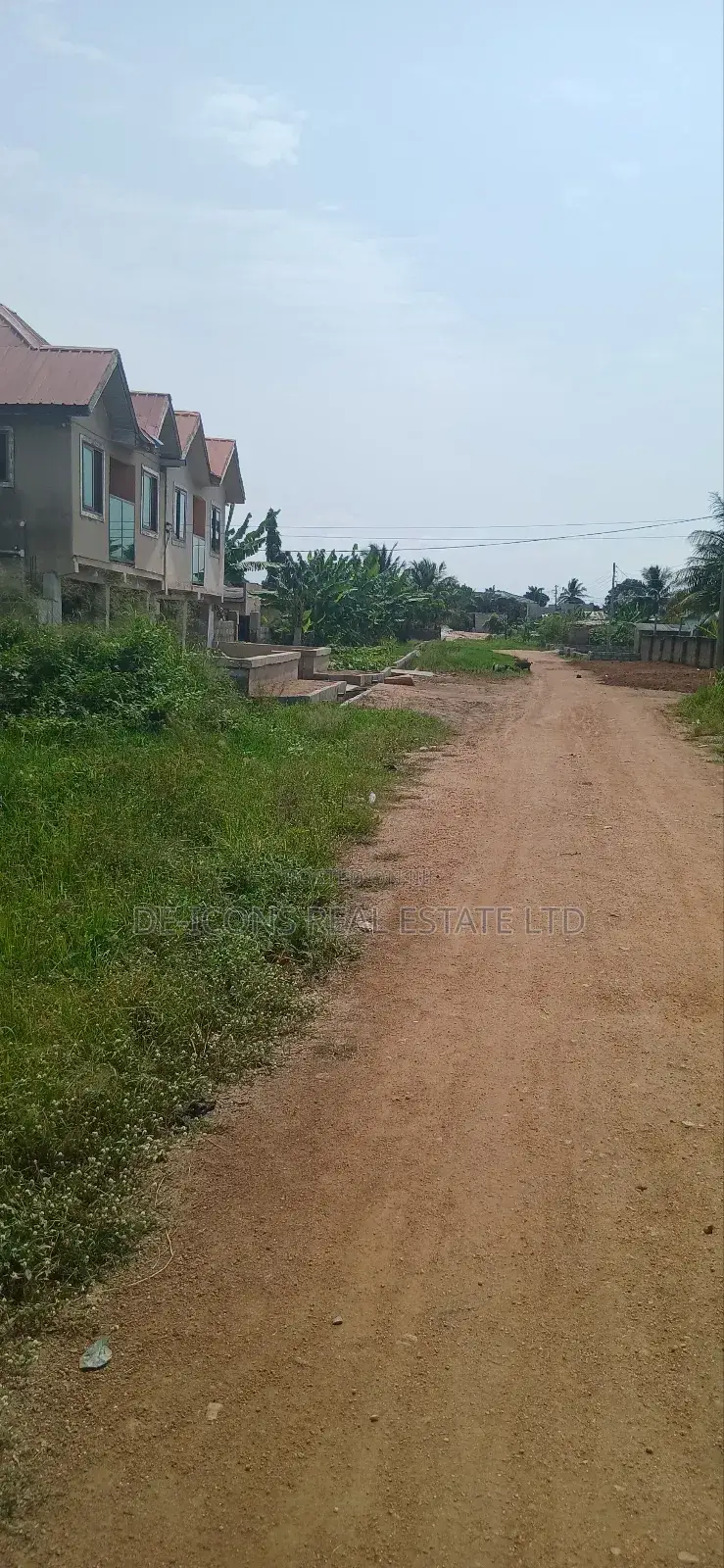 11⁄2 Plots of Land Fenced Together and Registered for Sale