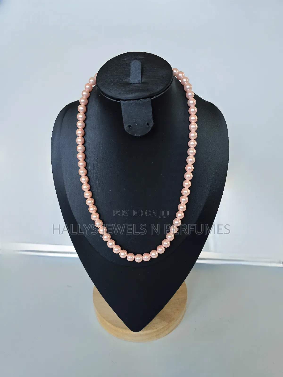 Pink Luxury Pearl Necklace