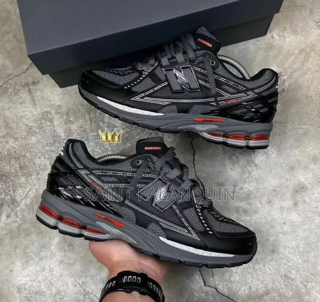 New Balance 1906