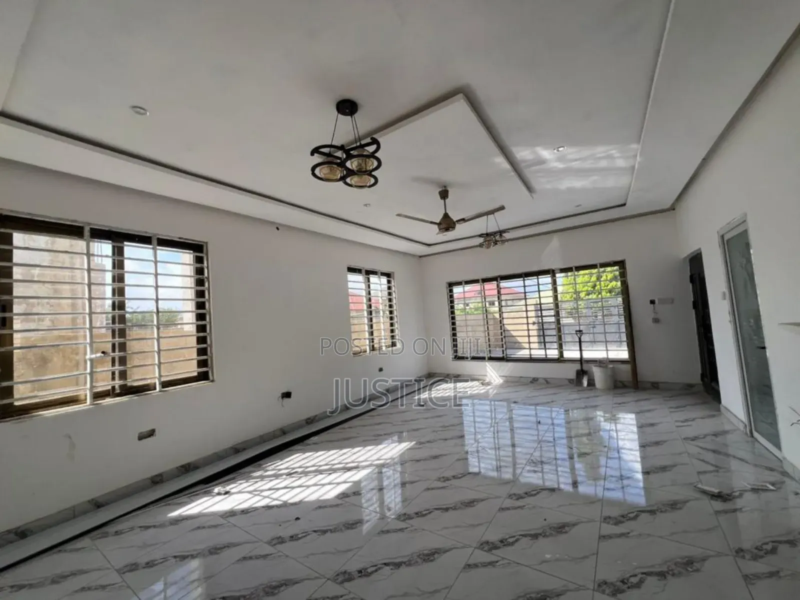 3bdrm House in Amrahia, Oyarifa for sale