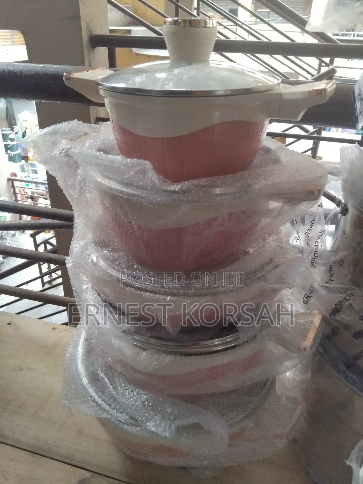 5 Sets of Luxurious Grantie Cookware