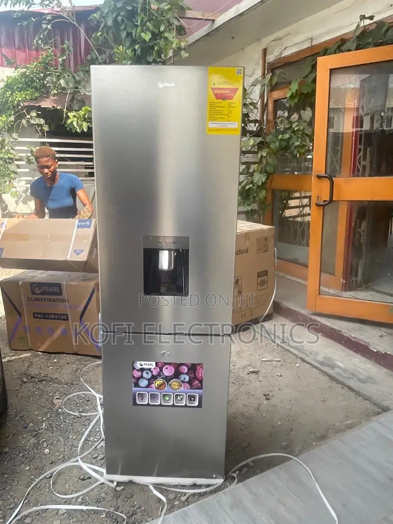 Pearl 246l Spacious Bottom Freezer Fridge With Water Dispenser
