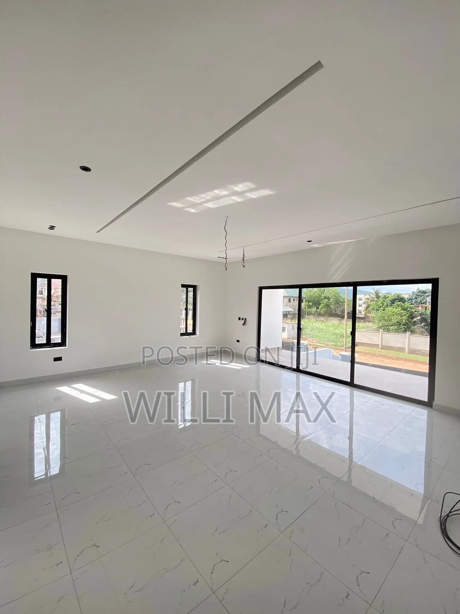 4bdrm Duplex in Ayimensah, Oyarifa Mall Area for sale