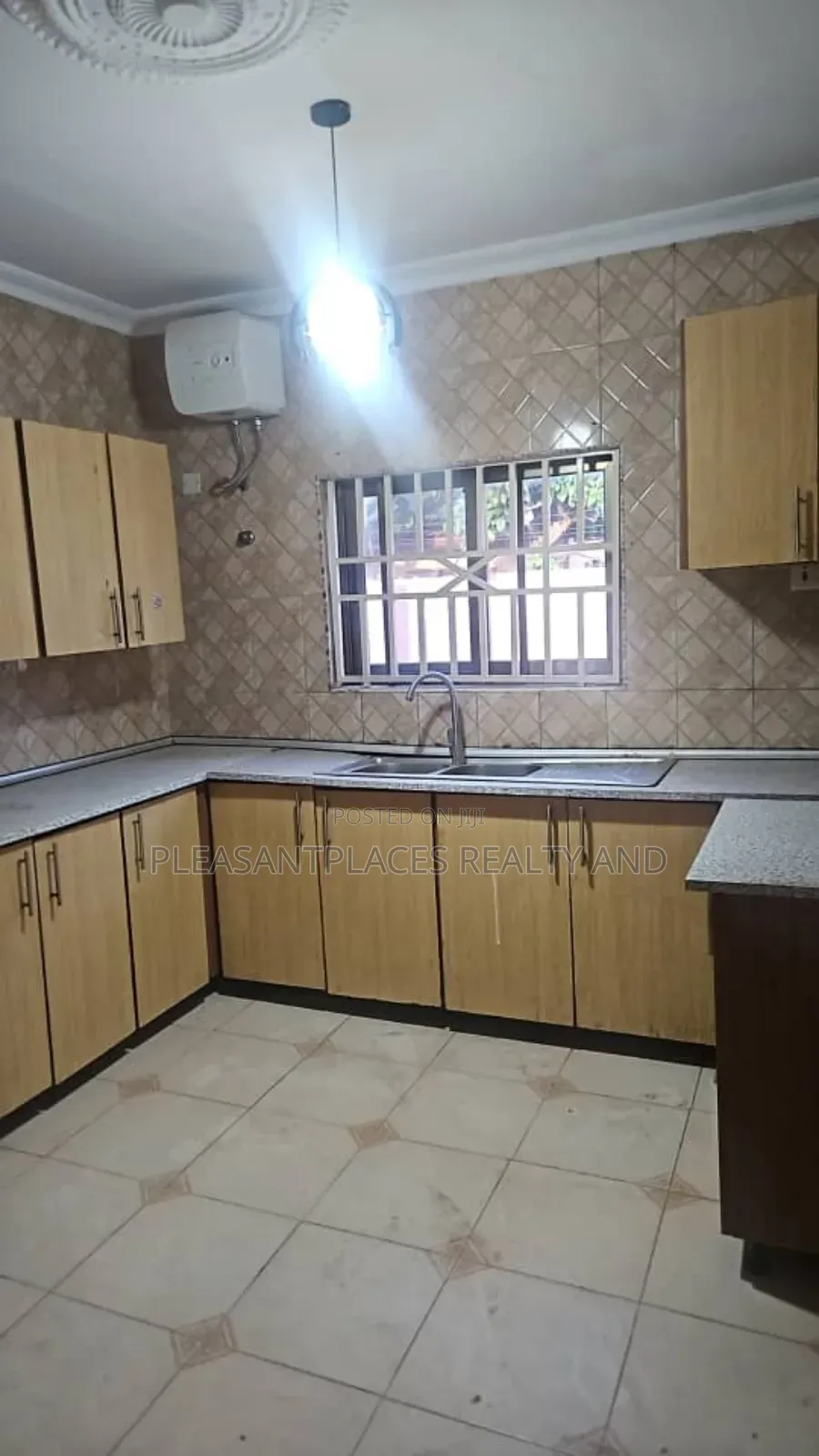 3bdrm House in Pleasantplaces, Spintex for rent