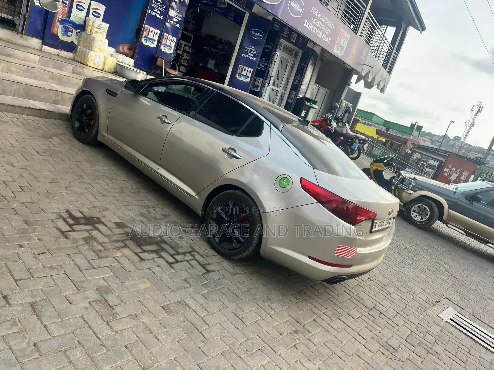 Kia Optima EX 4dr Sedan (2,4L 4cyl 6A) 2012 Silver