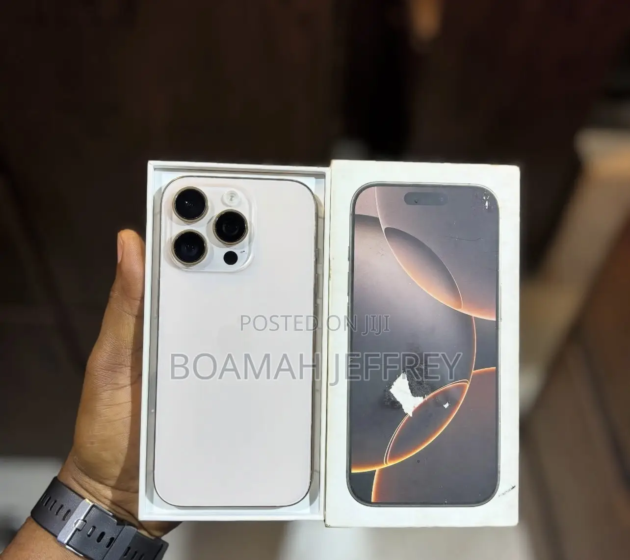 Apple iPhone 16 Pro 256 GB Gold
