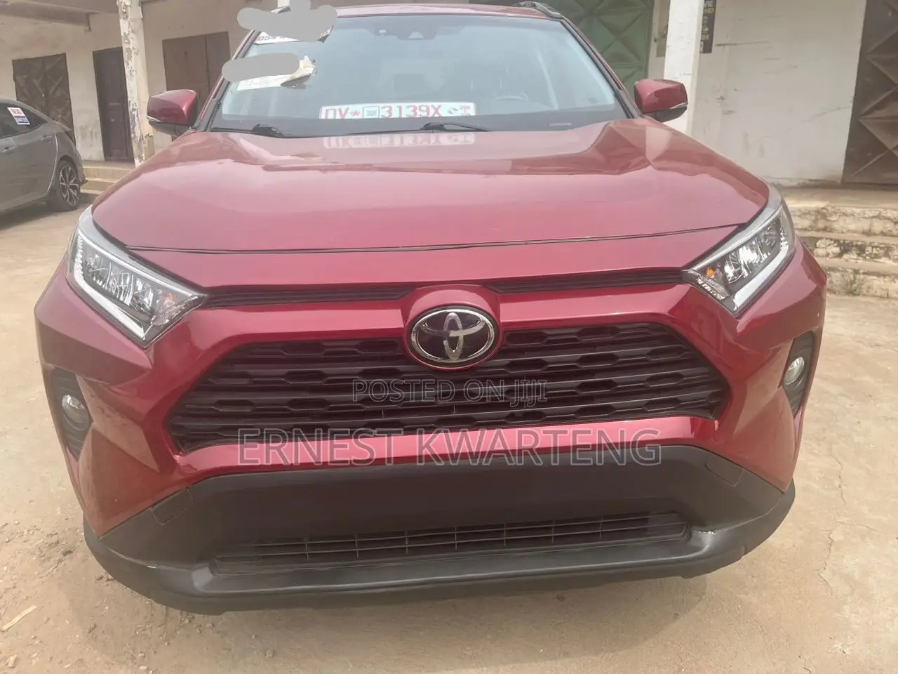 Toyota RAV4 XLE Premium AWD 2023 Red