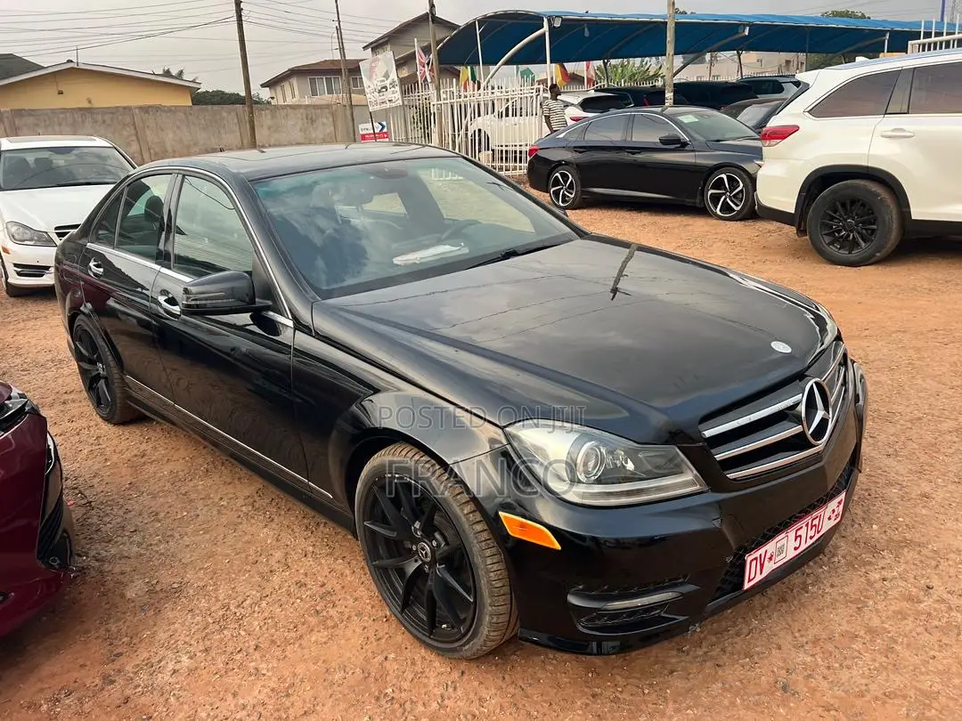 Mercedes-Benz C250 2014 Black