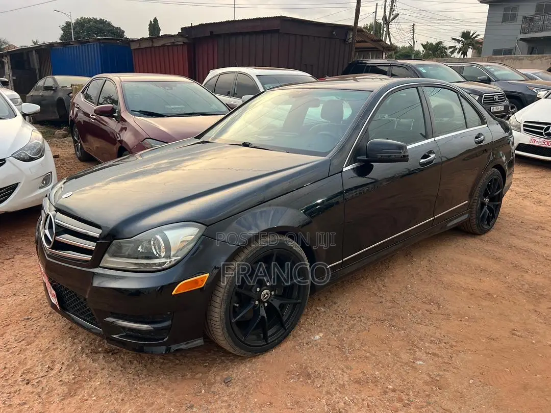 Mercedes-Benz C250 2014 Black