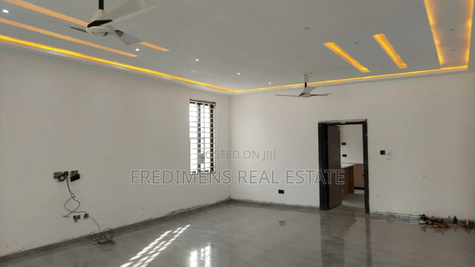 5bdrm House in Fredimens Real, Kumasi Metropolitan for sale