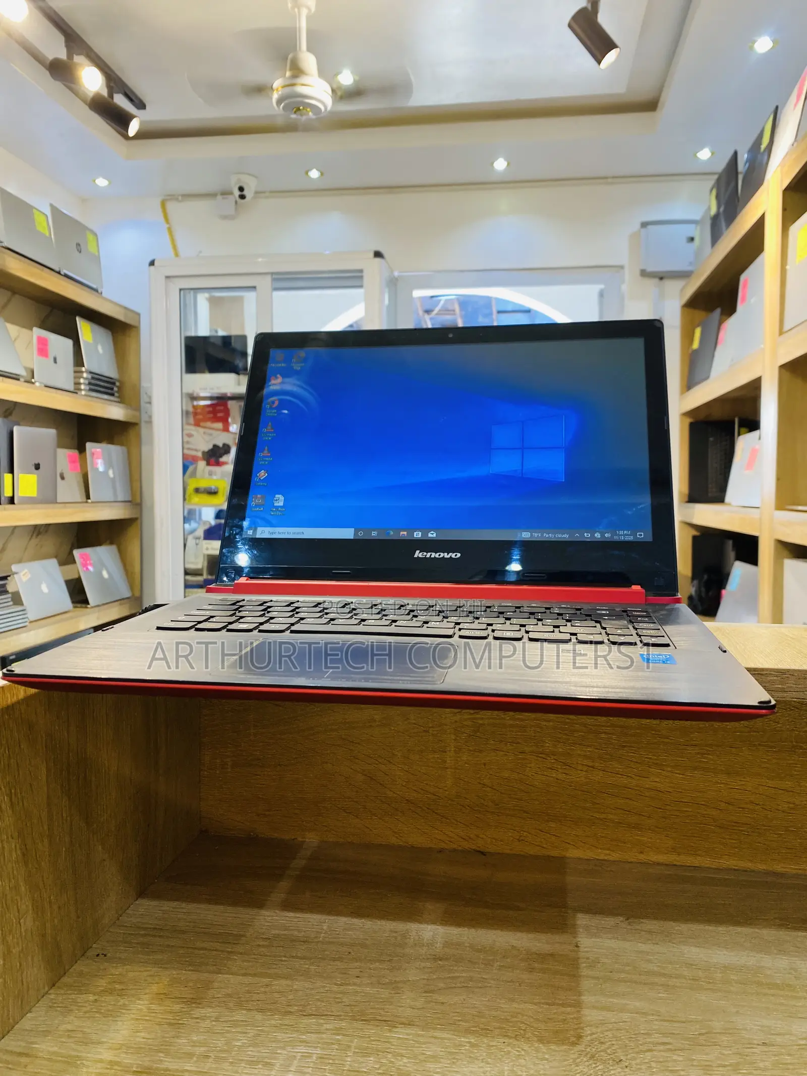 Laptop Lenovo 4GB Intel Core i3 SSD 256GB