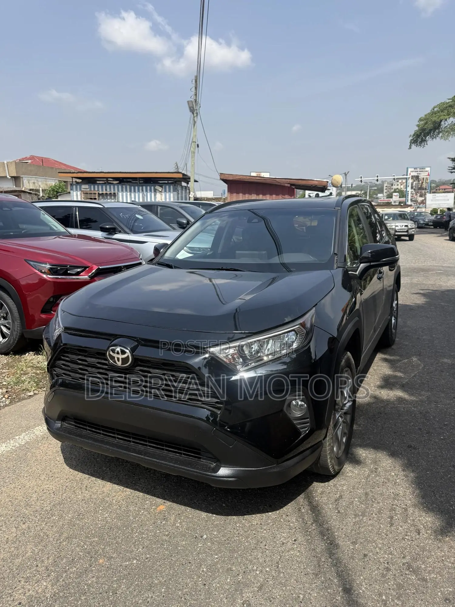 Toyota RAV4 XLE Premium 2021 Black
