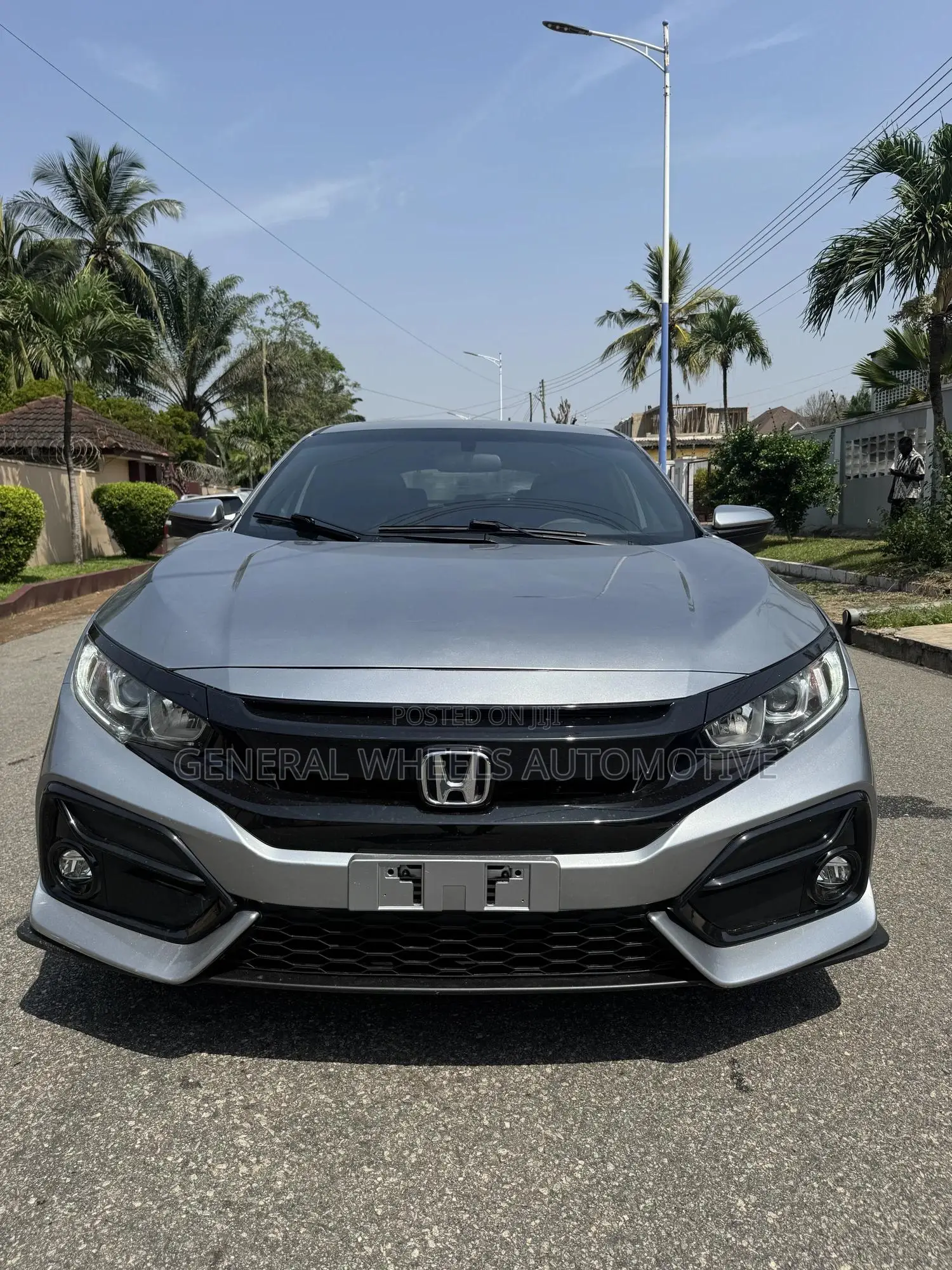Honda Civic EX Hatchback 2018 Silver