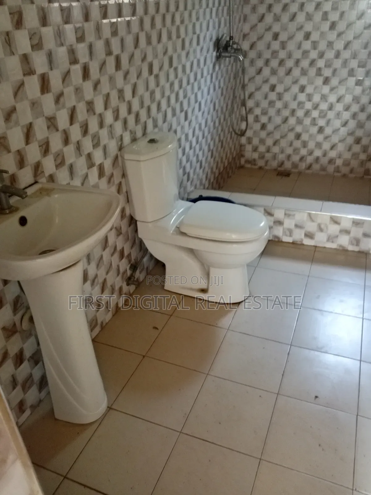 2bdrm House in First Digital Real, West Hills Mall Area for rent