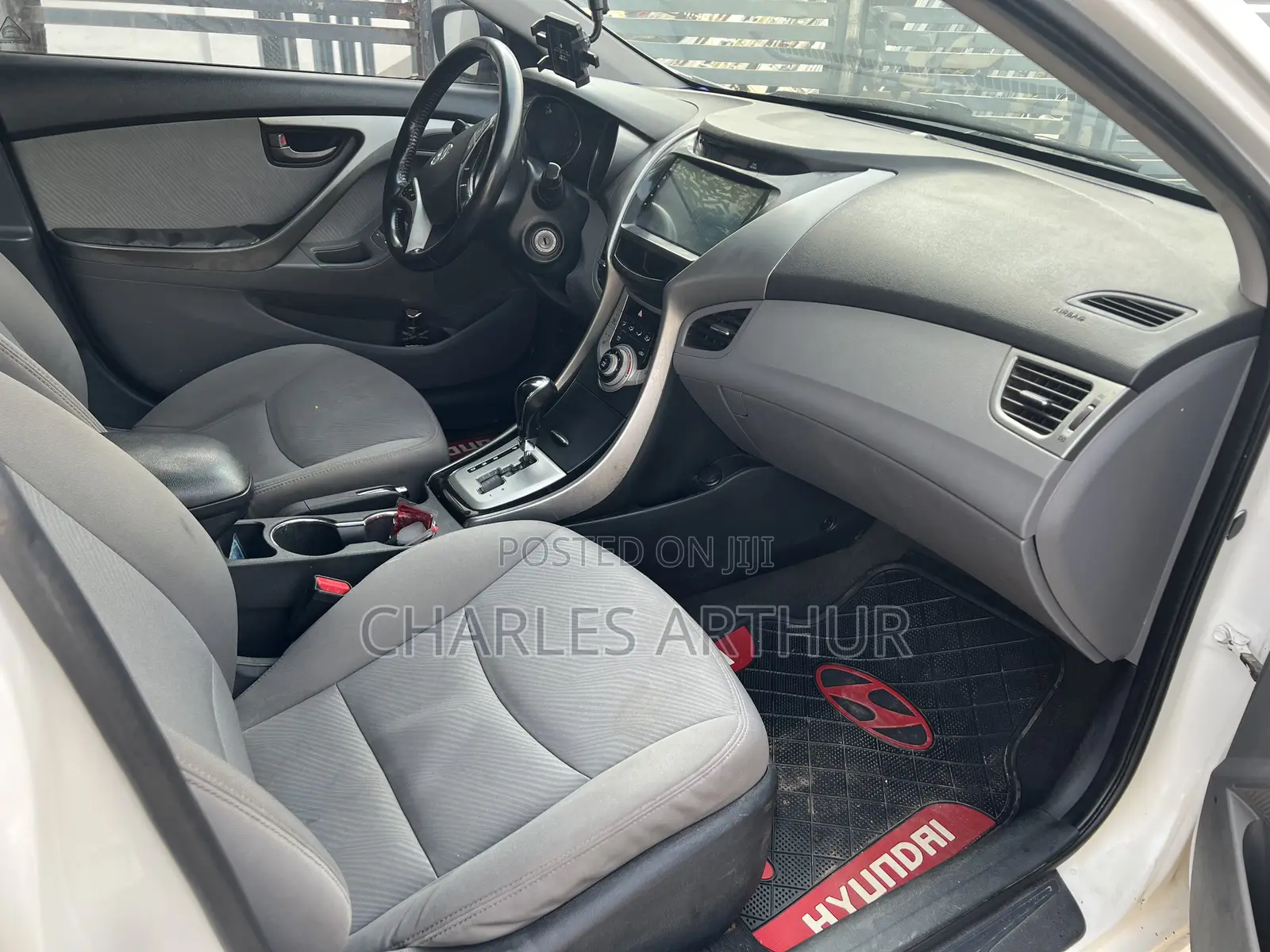 Hyundai Elantra Limited 4dr Sedan (1.8L 4cyl 6A) 2014 White