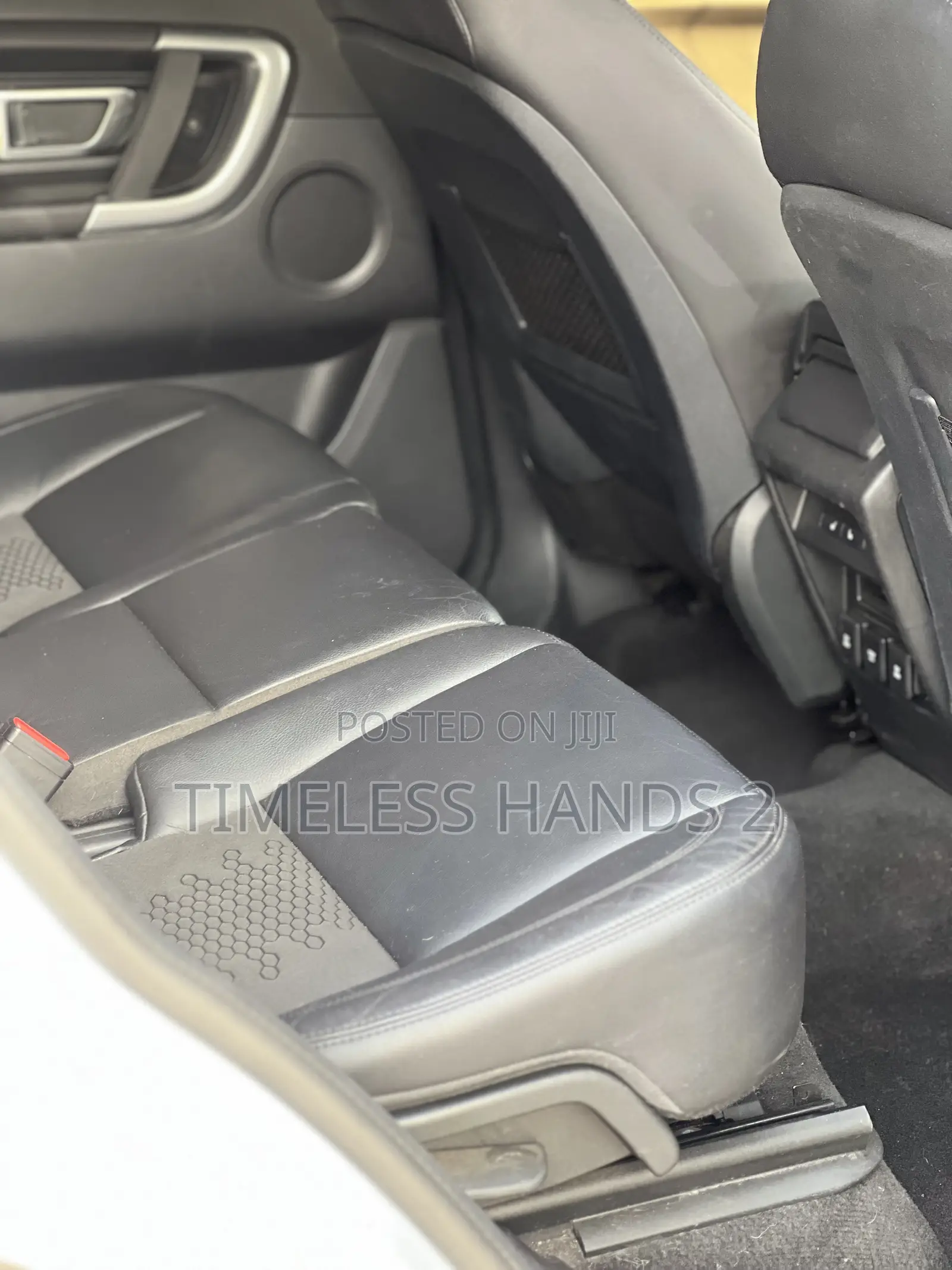 Land Rover Discovery HSE 4x4 2019 White