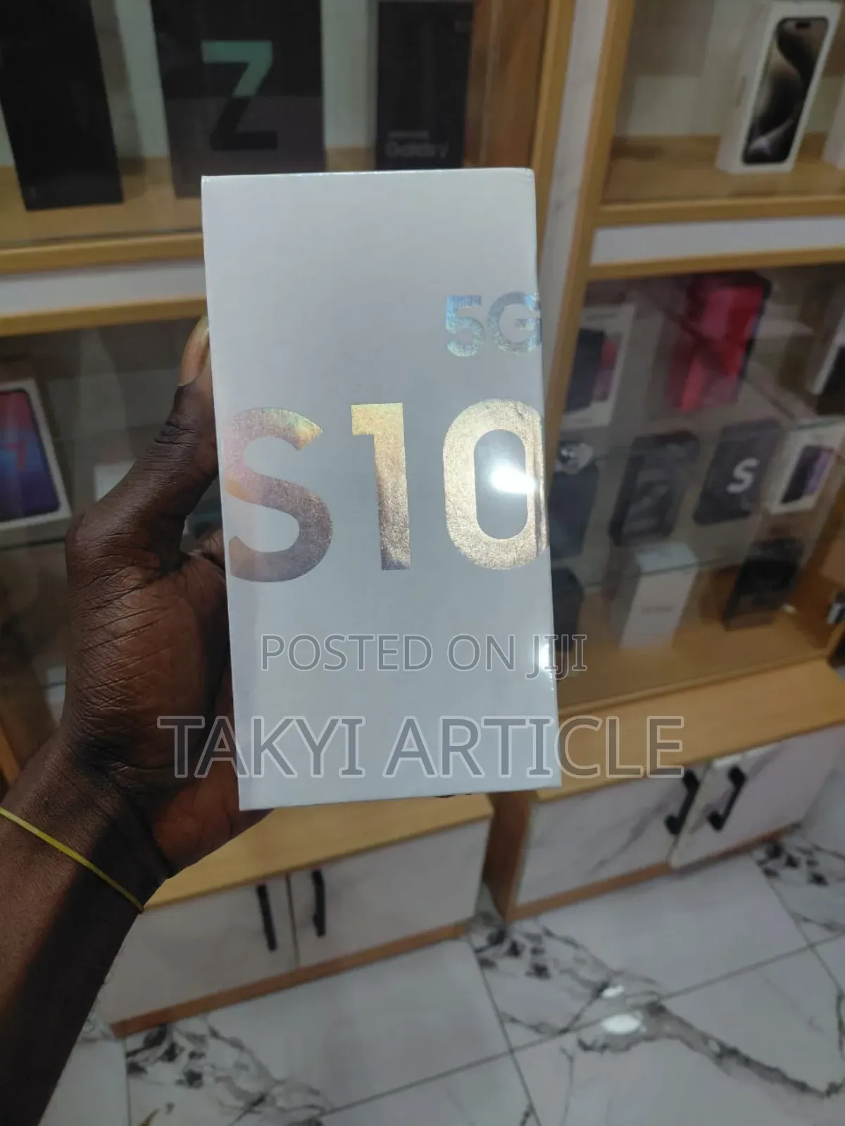 New Samsung Galaxy S10 5G 512 GB Black