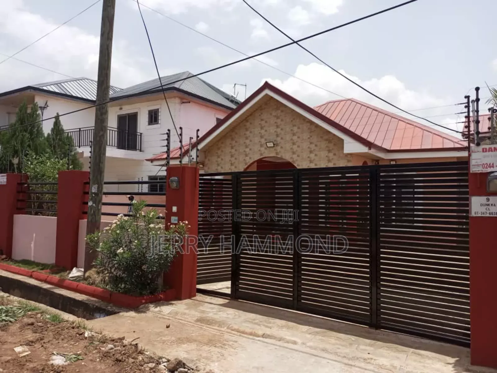 3bdrm House in Shell Sign Board, Spintex for sale